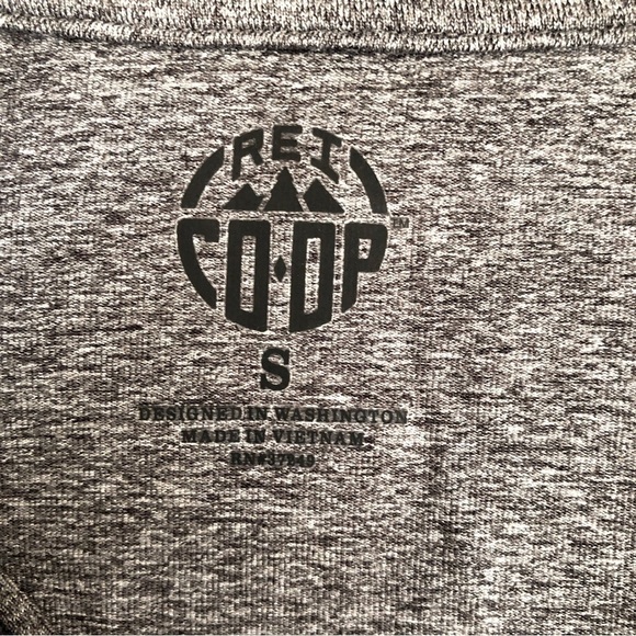 REI Co-op. Midweight Baselayer Half Zip Top. Gray. Small - Picture 8 of 10